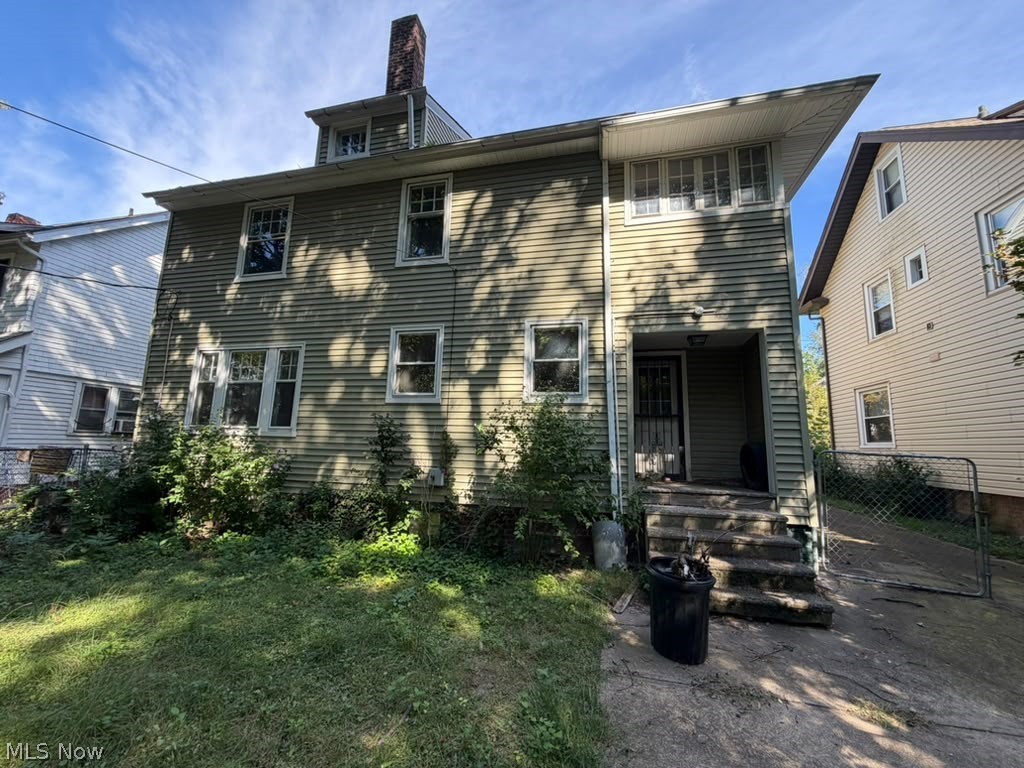 1676 Lee Road Cleveland Heights OH 44118
