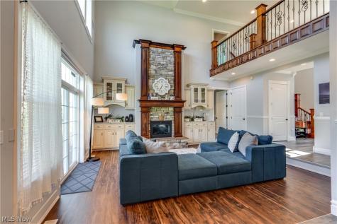 14993 Millersburg Road SW Navarre OH 44662