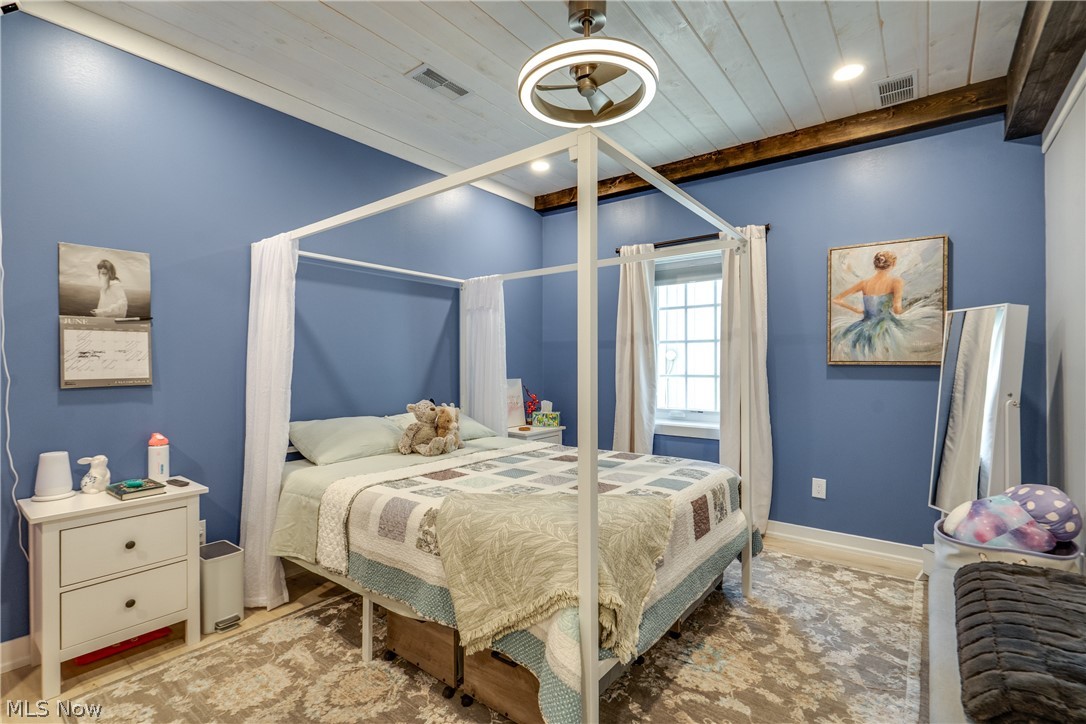 14993 Millersburg Road SW Navarre OH 44662