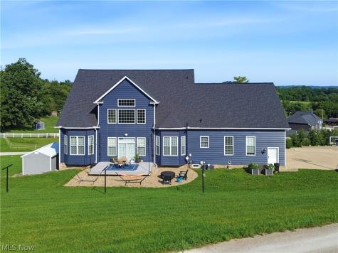 14993 Millersburg Road SW Navarre OH 44662