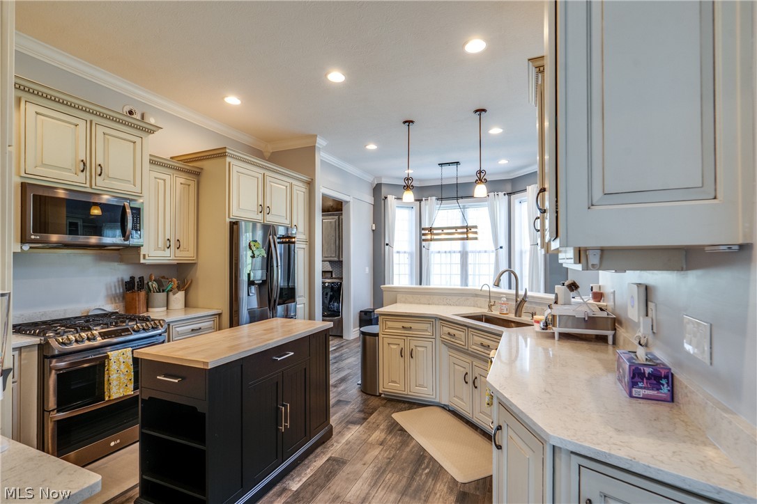 14993 Millersburg Road SW Navarre OH 44662