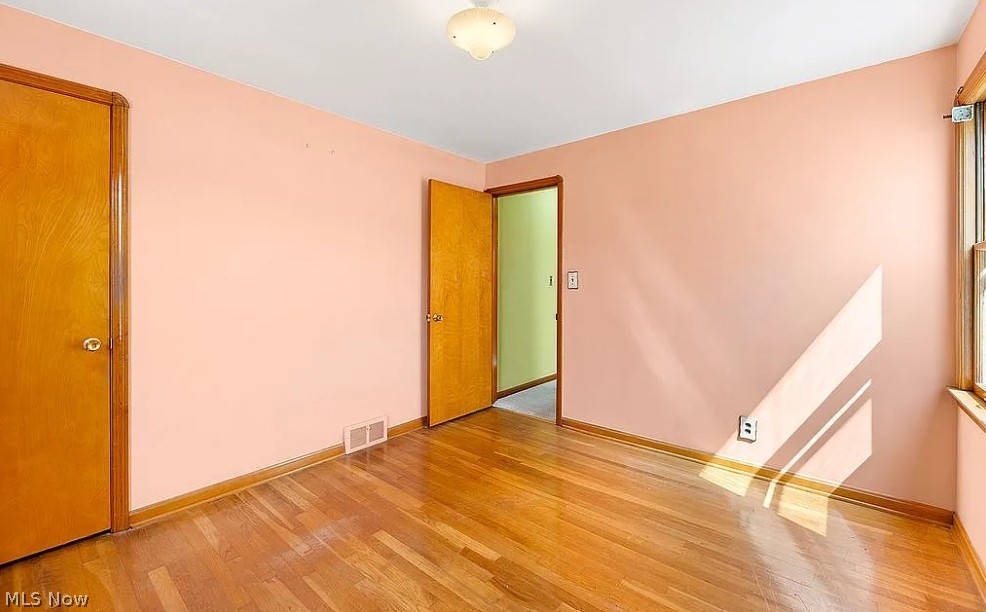 6008 Charles Avenue Parma OH 44129
