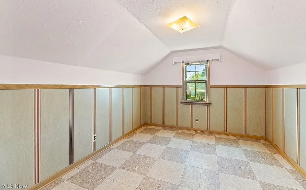 6008 Charles Avenue Parma OH 44129