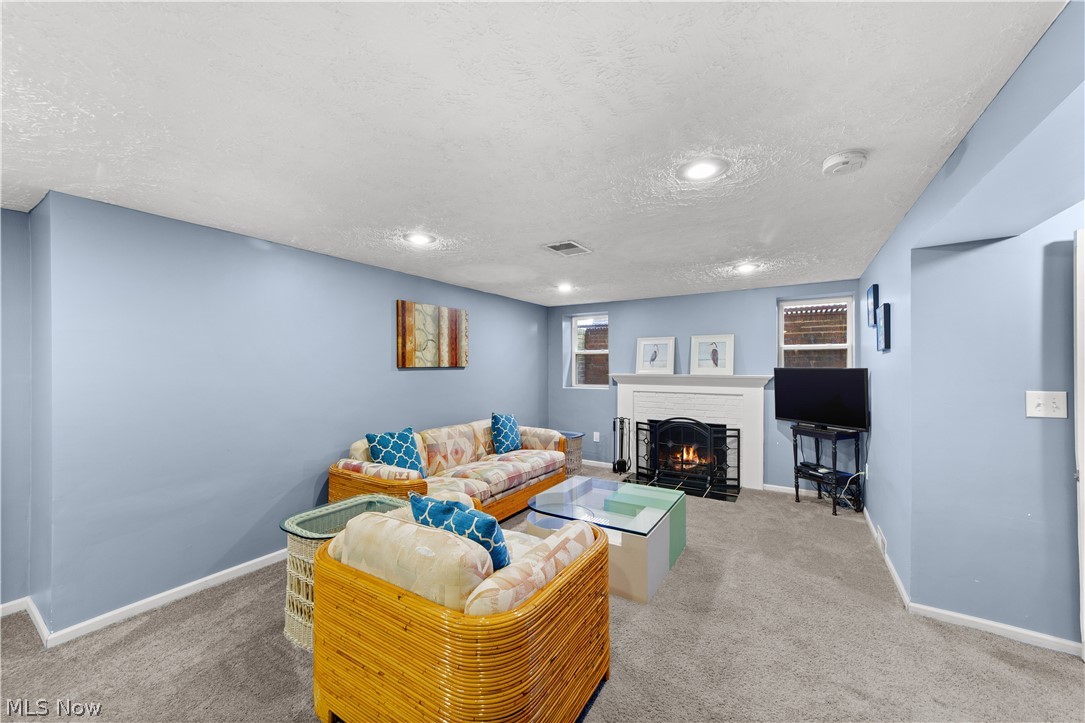 2591 Fenwick Road University Heights OH 44118