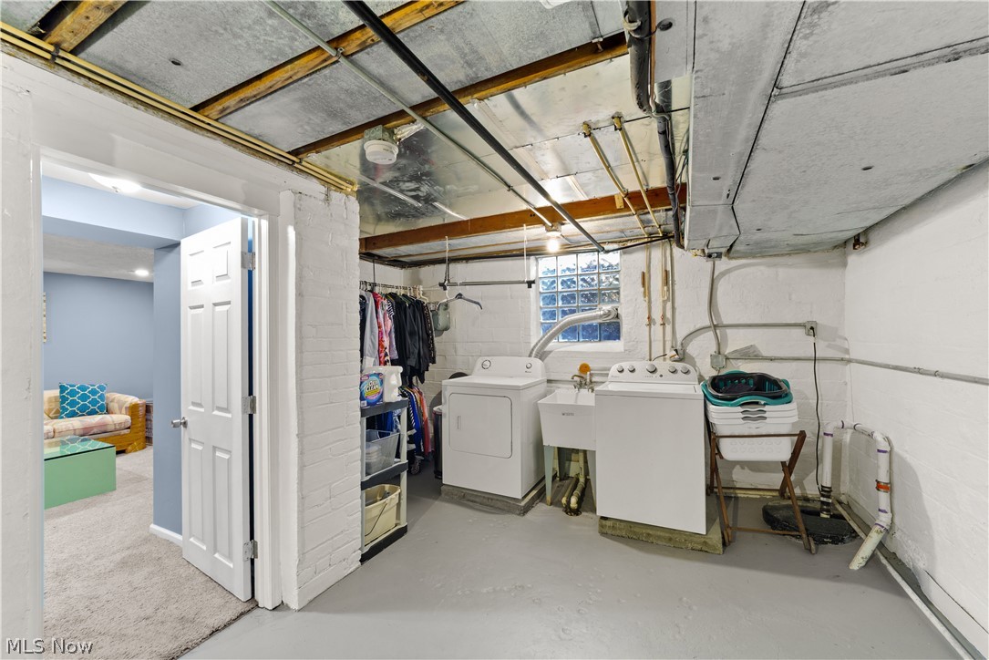 2591 Fenwick Road University Heights OH 44118