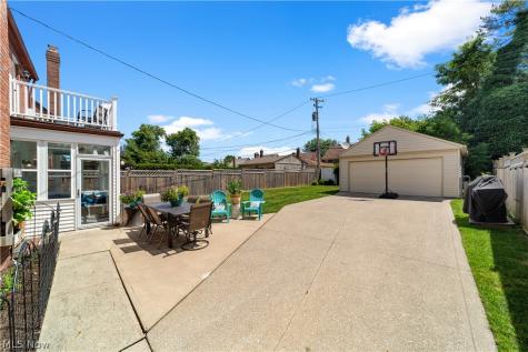 2591 Fenwick Road University Heights OH 44118