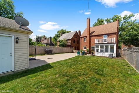 2591 Fenwick Road University Heights OH 44118