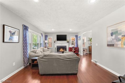 2591 Fenwick Road University Heights OH 44118