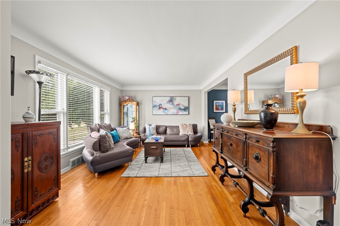 4028 Wandsworth Road South Euclid OH 44121
