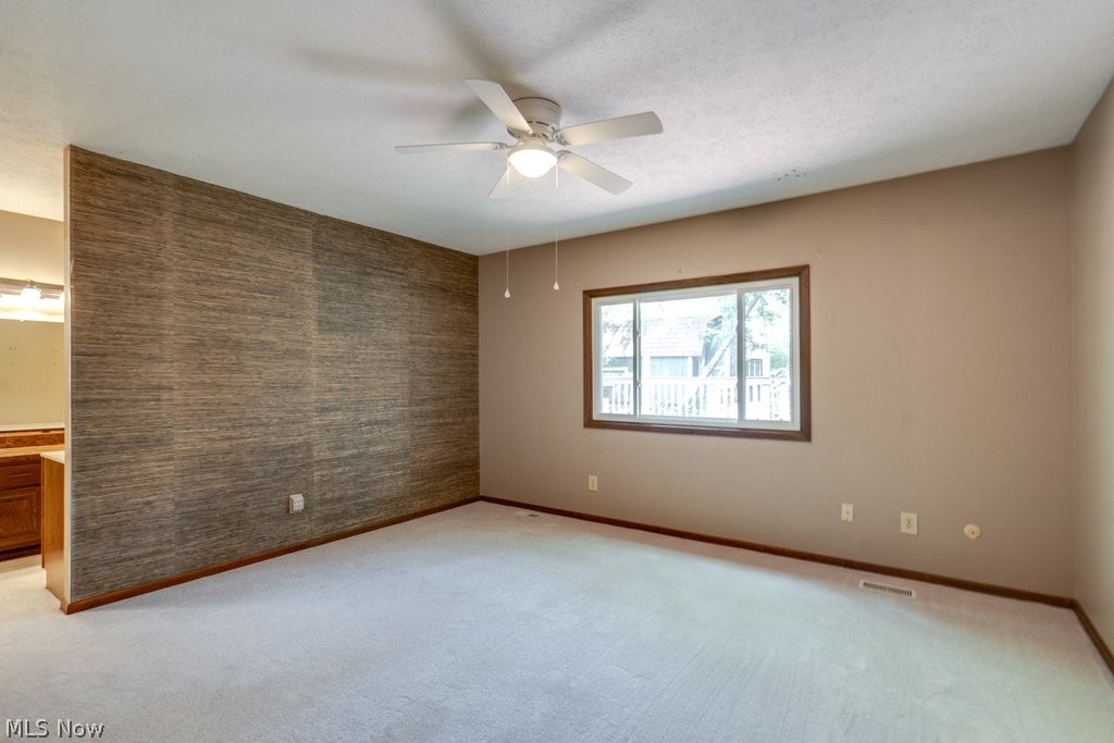 32771 N Burr Oak Drive Solon OH 44139