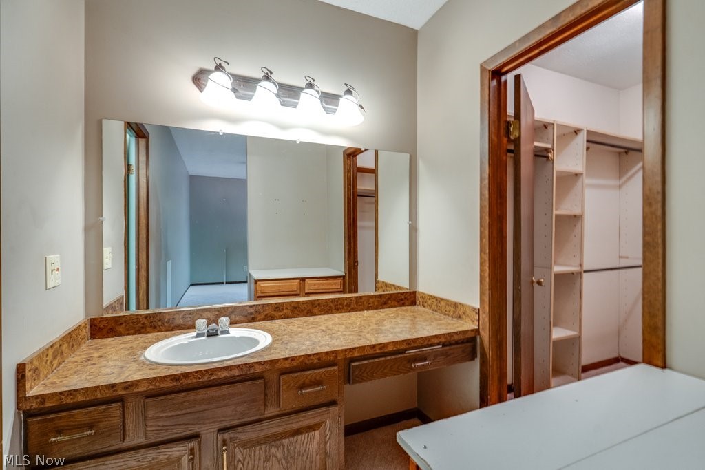 32771 N Burr Oak Drive Solon OH 44139
