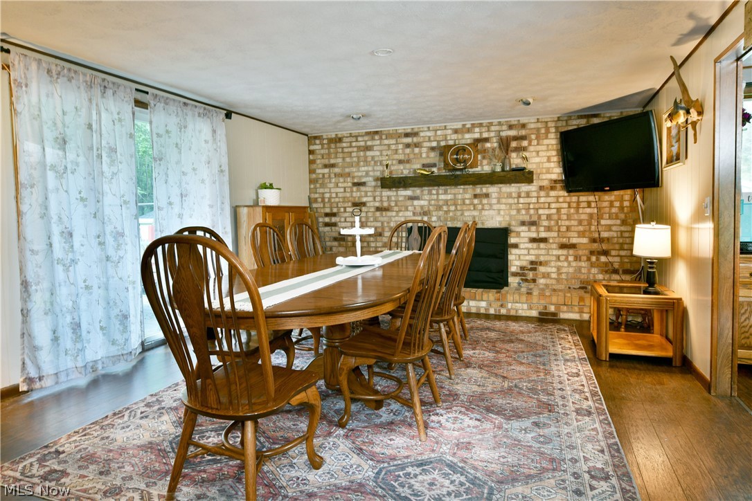 3557 Valacamp Avenue SE Warren OH 44484