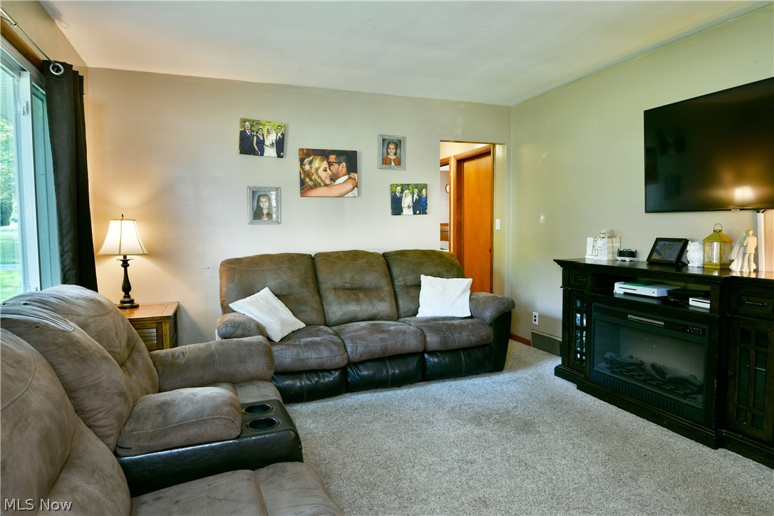 3557 Valacamp Avenue SE Warren OH 44484