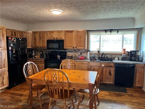2441 Us Highway 250 S New London OH 44851