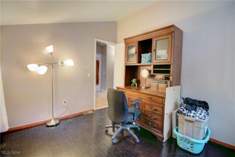 233 Kempton Drive Berea OH 44017