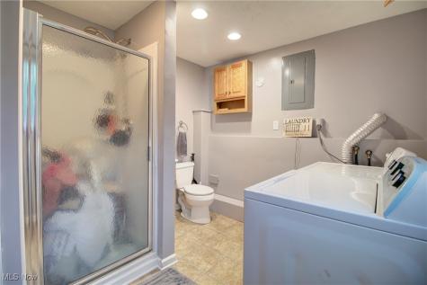 233 Kempton Drive Berea OH 44017