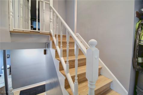 233 Kempton Drive Berea OH 44017