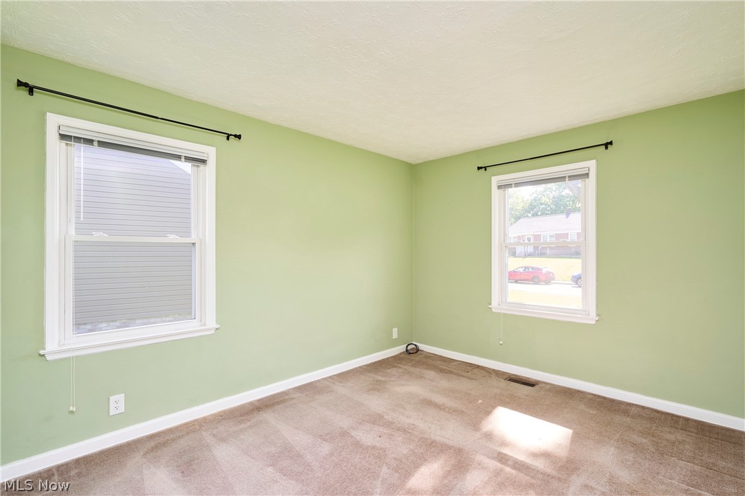 184 Rowford Avenue SW Massillon OH 44646