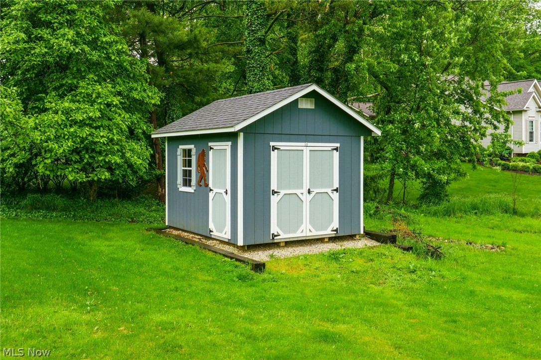 612 Church Street SW North Canton OH 44720