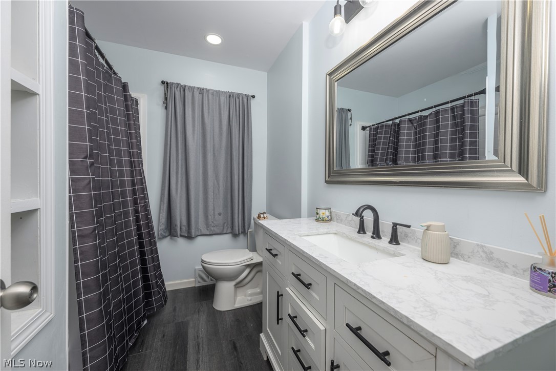 1107 4th Street NE Massillon OH 44646