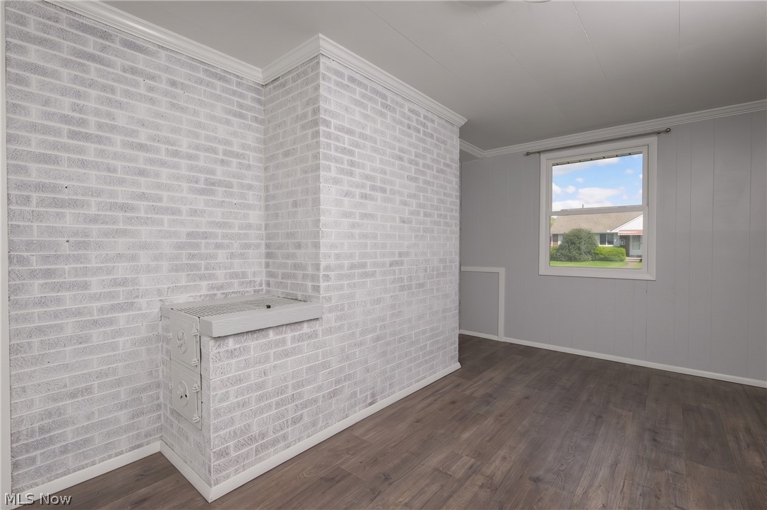 1107 4th Street NE Massillon OH 44646