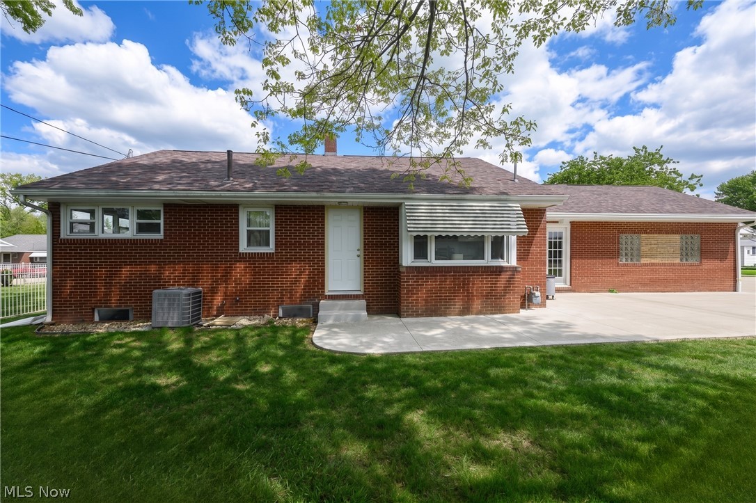1107 4th Street NE Massillon OH 44646