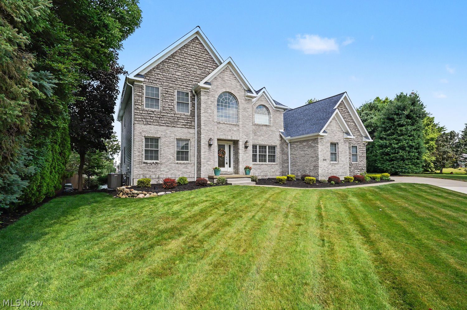 5040 Lake Breeze Landing Stow OH 44224