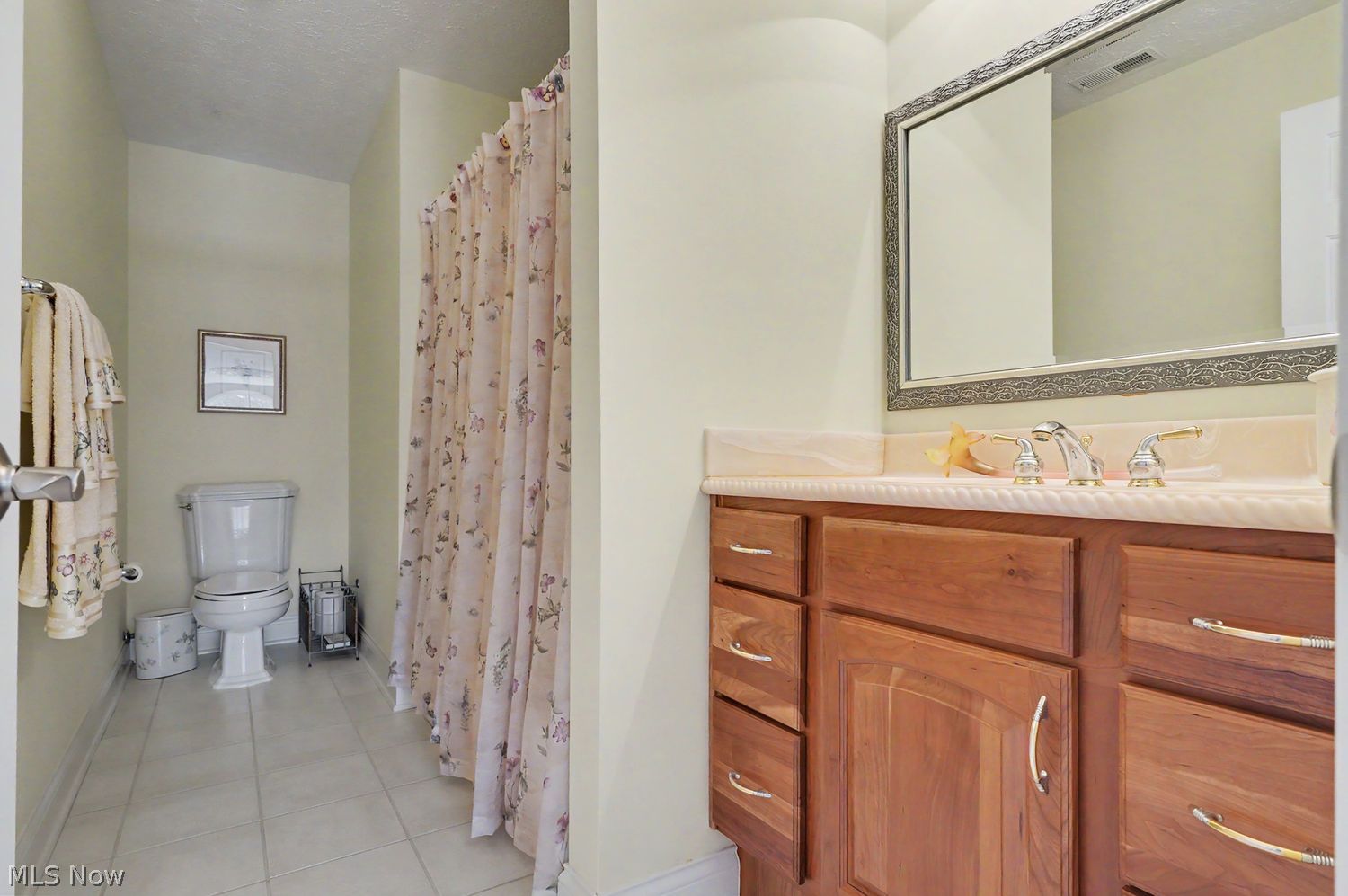 5040 Lake Breeze Landing Stow OH 44224