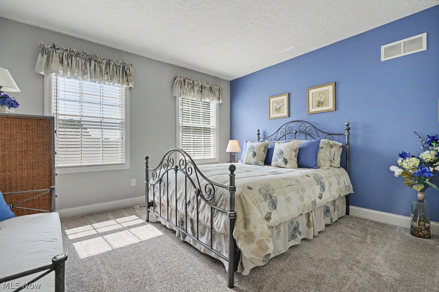 5040 Lake Breeze Landing Stow OH 44224