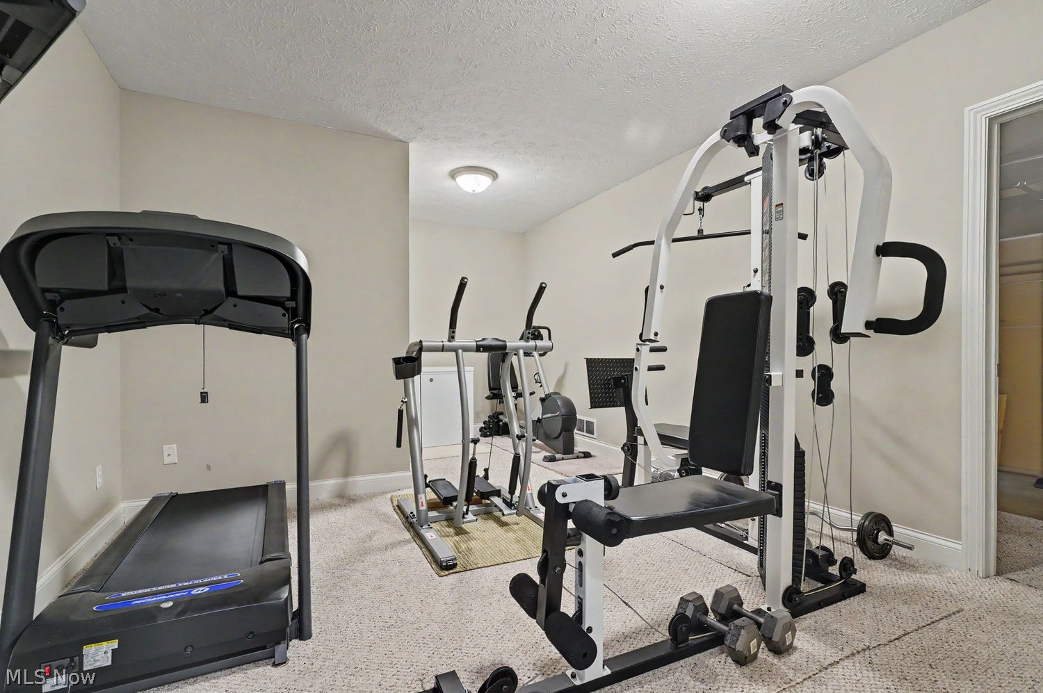5040 Lake Breeze Landing Stow OH 44224