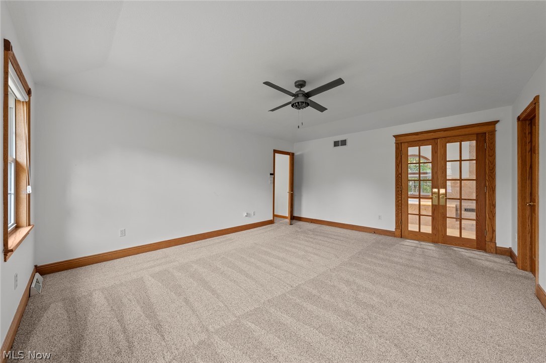 2412 East Pointe Drive SE Warren OH 44484