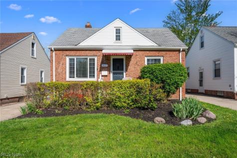 1617 Fruitland Avenue Mayfield Heights OH 44124