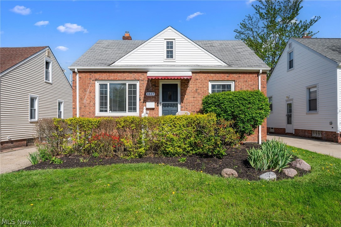 1617 Fruitland Avenue Mayfield Heights OH 44124