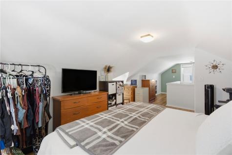 1617 Fruitland Avenue Mayfield Heights OH 44124