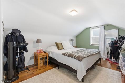 1617 Fruitland Avenue Mayfield Heights OH 44124