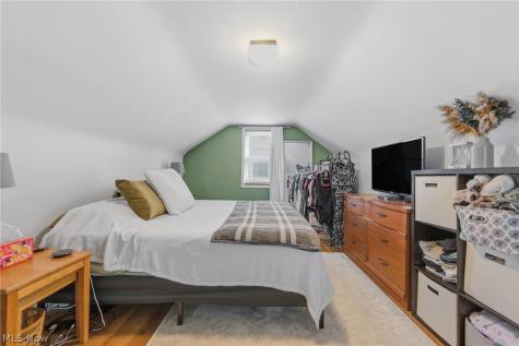 1617 Fruitland Avenue Mayfield Heights OH 44124