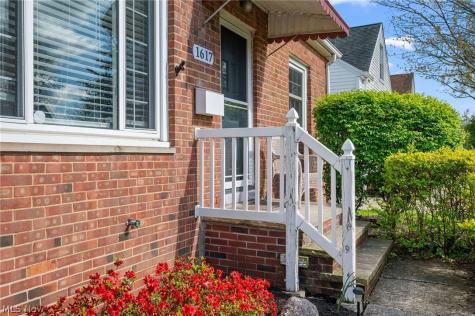 1617 Fruitland Avenue Mayfield Heights OH 44124
