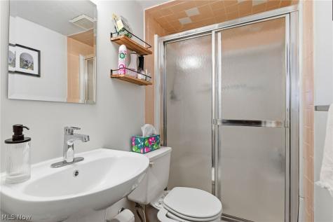 1617 Fruitland Avenue Mayfield Heights OH 44124