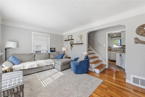 1617 Fruitland Avenue Mayfield Heights OH 44124