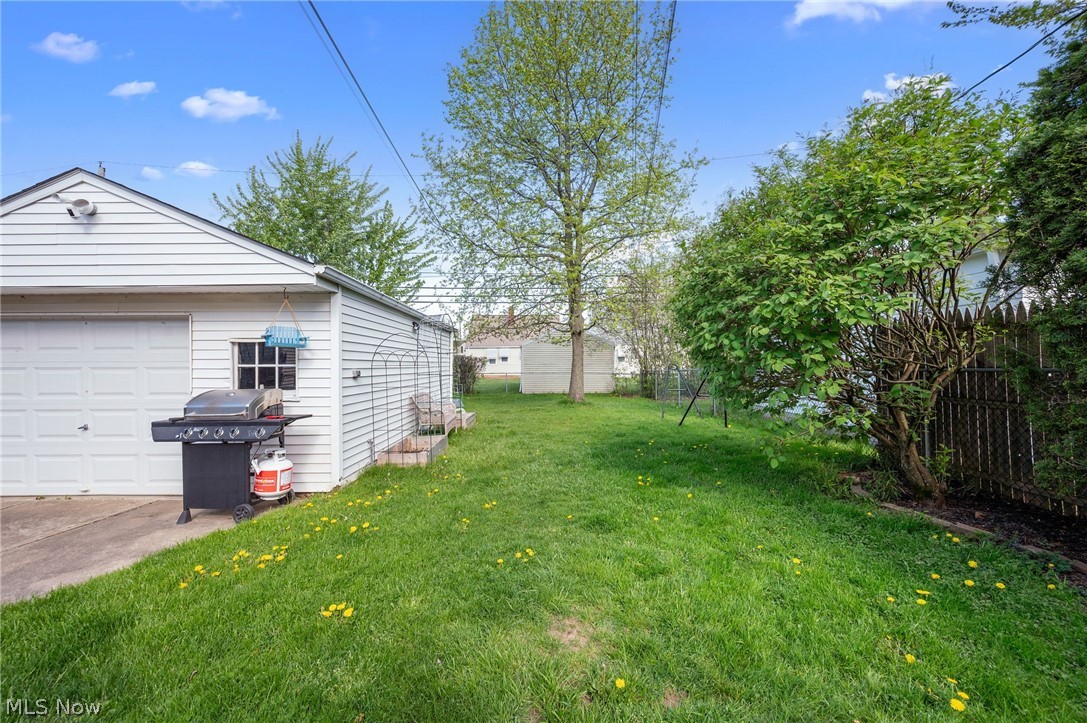1617 Fruitland Avenue Mayfield Heights OH 44124