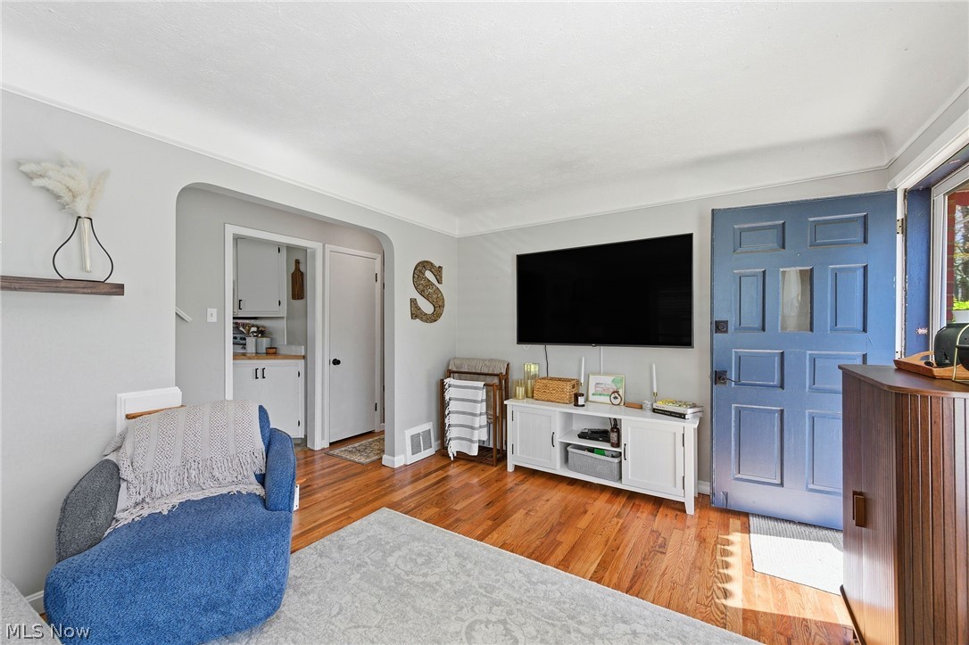 1617 Fruitland Avenue Mayfield Heights OH 44124