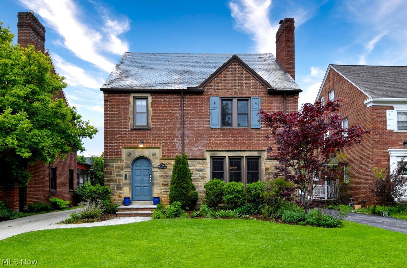 2556 Traymore Road University Heights OH 44118