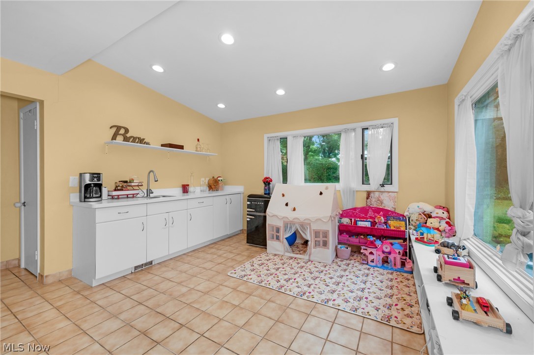 21126 Fairmount Boulevard Shaker Heights OH 44118
