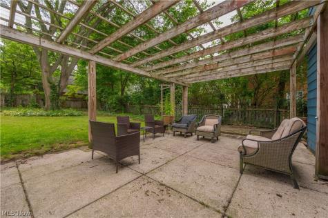 21126 Fairmount Boulevard Shaker Heights OH 44118