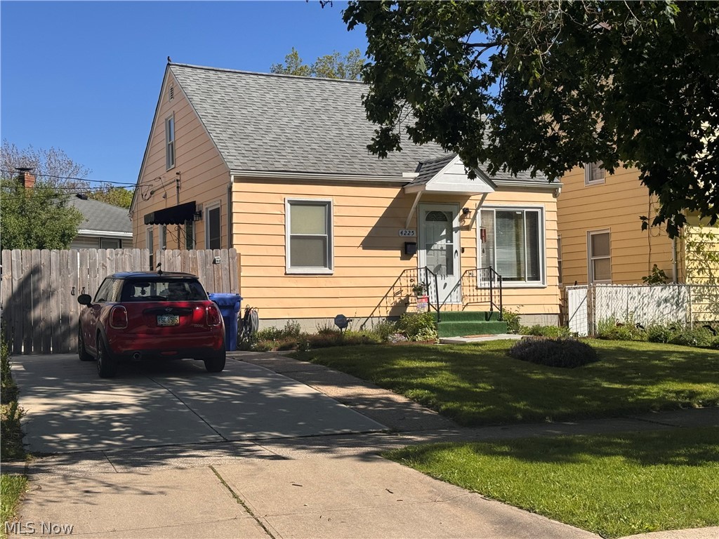 4225 Brookside Boulevard Cleveland OH 44135