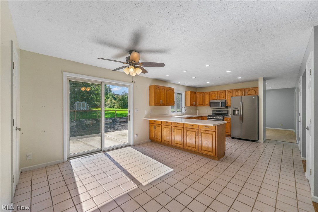 7448 Oakwood Drive Brookfield OH 44403