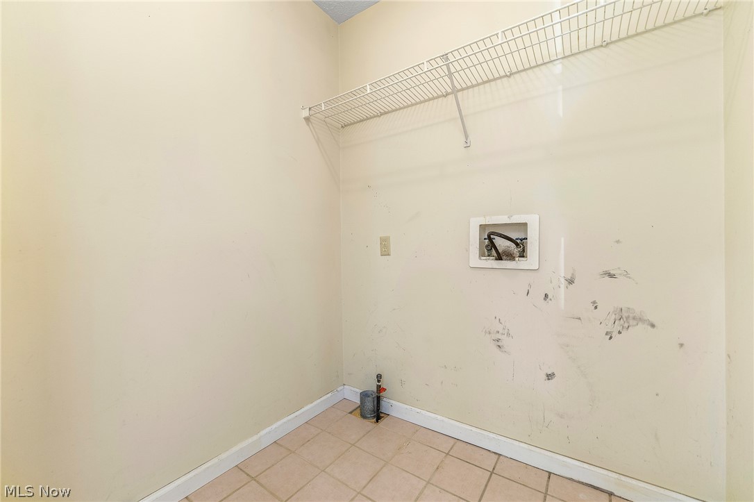 7448 Oakwood Drive Brookfield OH 44403
