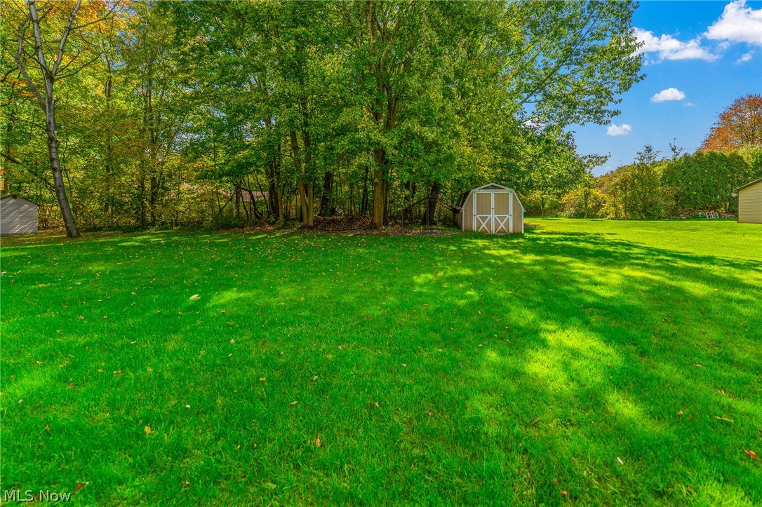 7448 Oakwood Drive Brookfield OH 44403