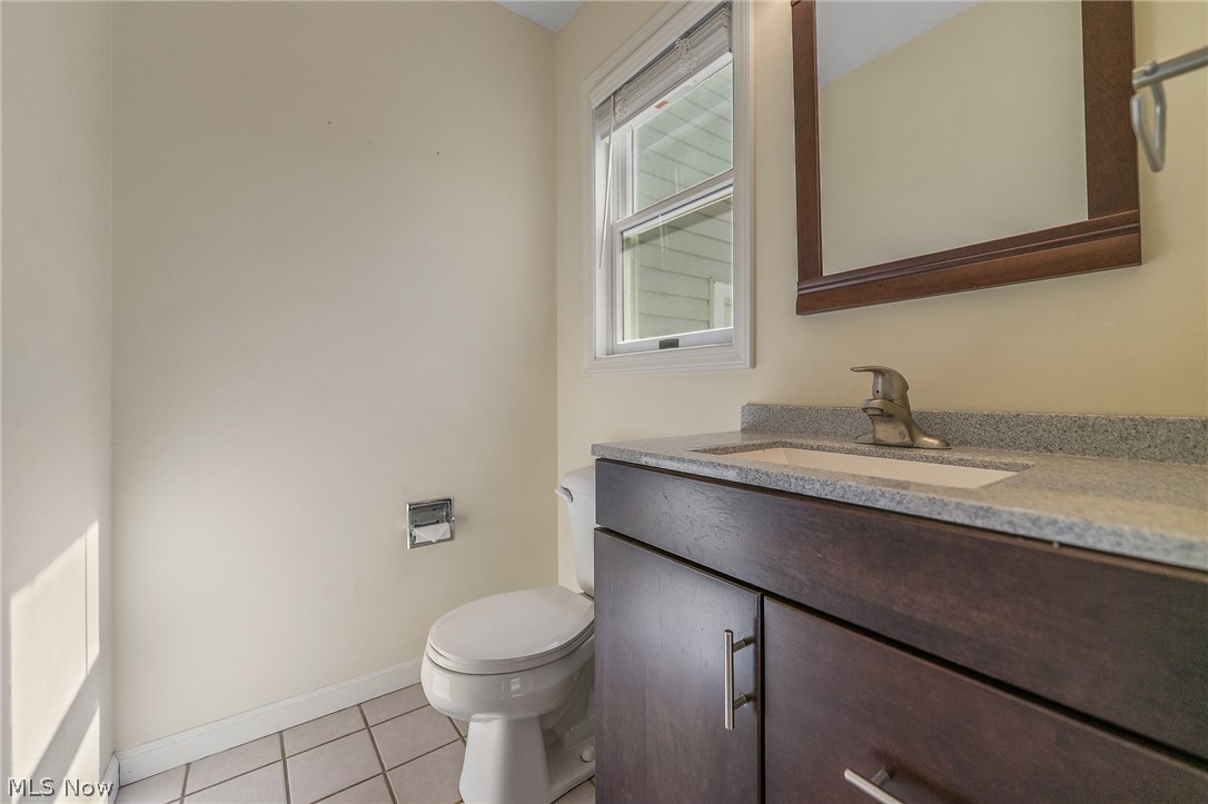 7448 Oakwood Drive Brookfield OH 44403