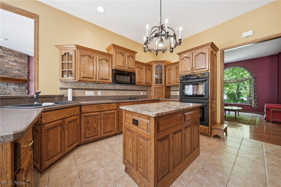 12065 Pheasant Court Chardon OH 44024